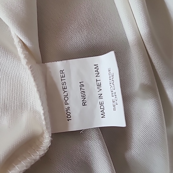 Sara Michelle Cardigan and Attached Shell - Picture 9 of 13